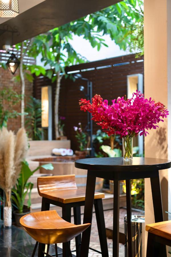 Red Door Heritage Hotel Bangkok Dış mekan fotoğraf
